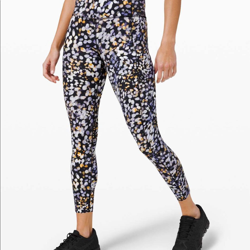 Lululemon Fast And Free Tight Metropolis Glow